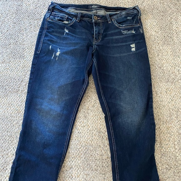 Silver Capris - Picture 2 of 2